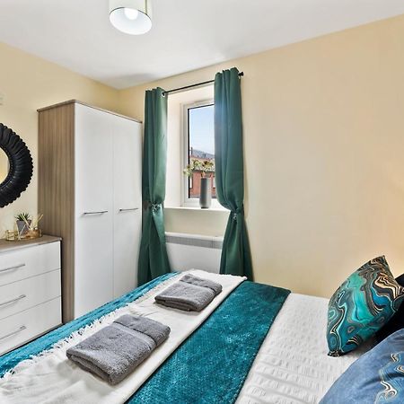 شقة Central Leeds Gem - Parking - Sleeps 6 المظهر الخارجي الصورة